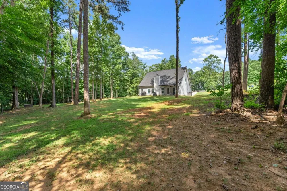 121 Mountain Creek DR Maysville, GA 30558