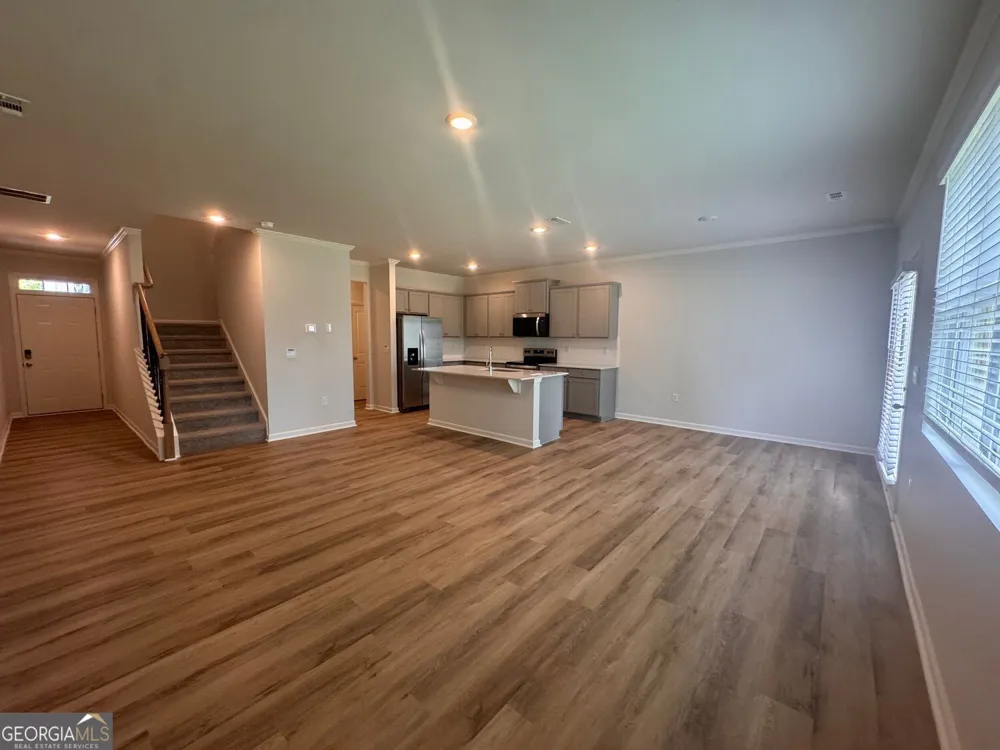 22 Berryville DR Dawsonville, GA 30534