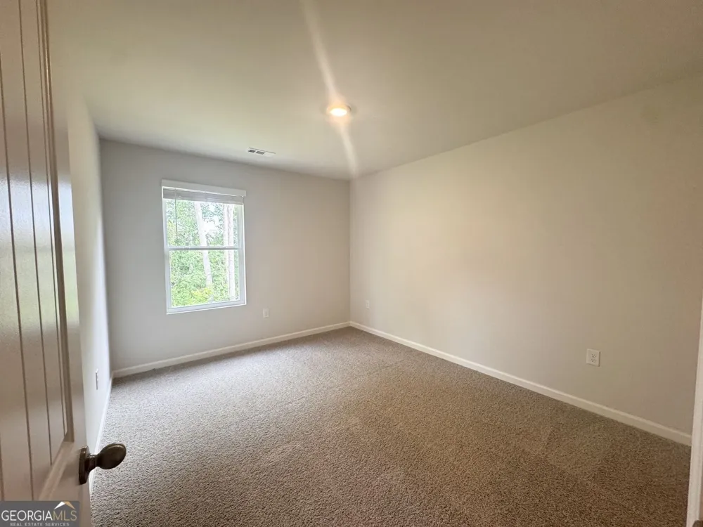 22 Berryville DR Dawsonville, GA 30534