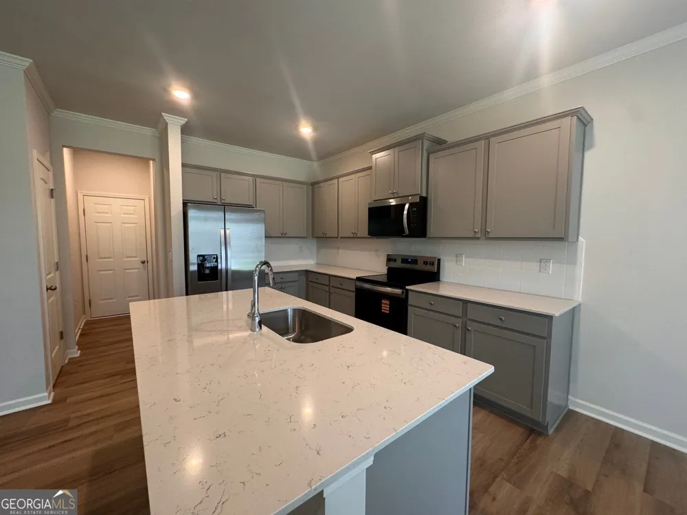 22 Berryville DR Dawsonville, GA 30534