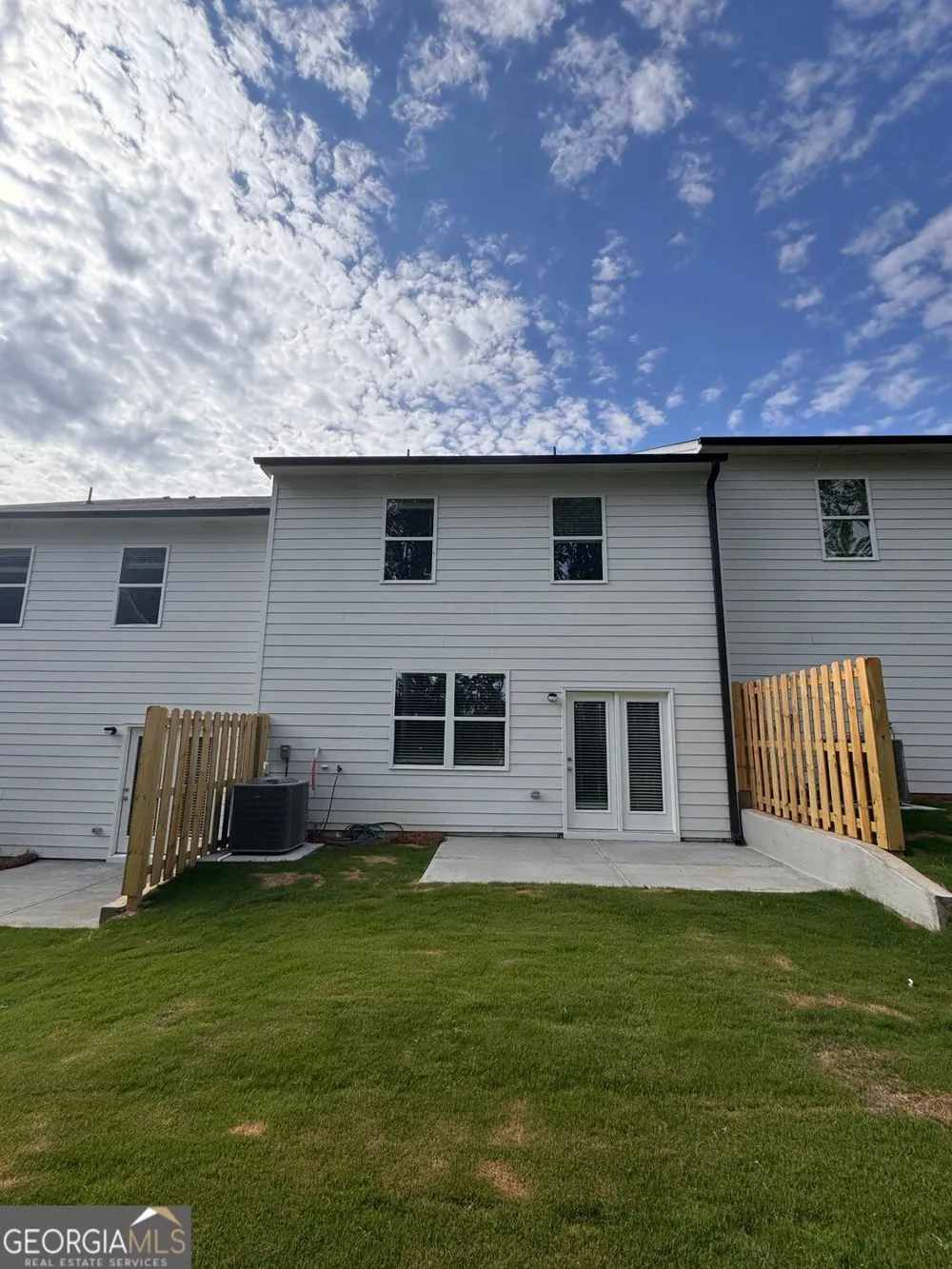 22 Berryville DR Dawsonville, GA 30534