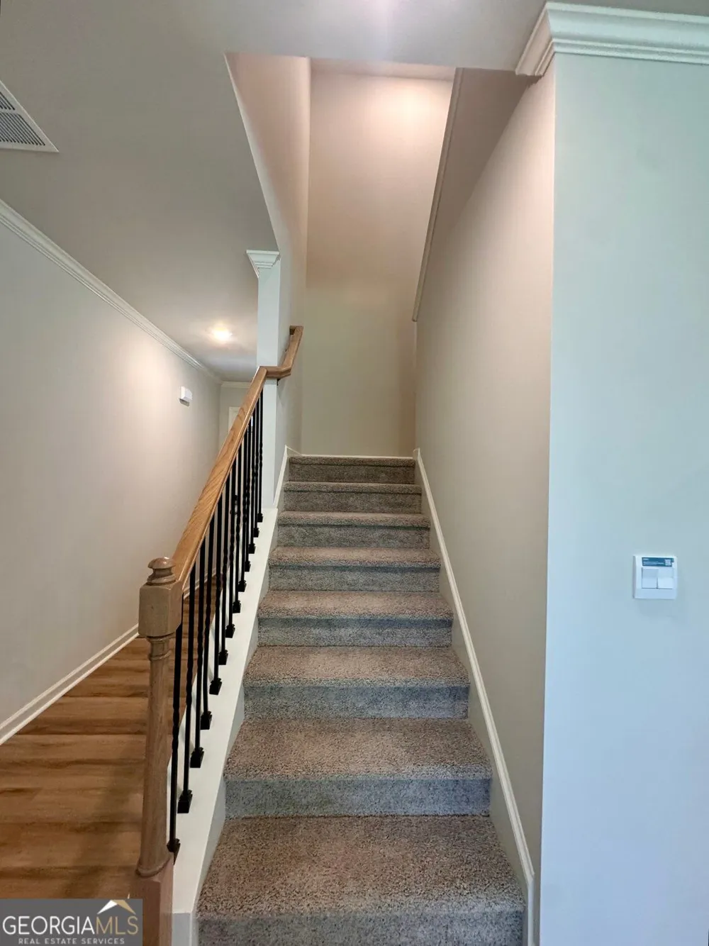22 Berryville DR Dawsonville, GA 30534