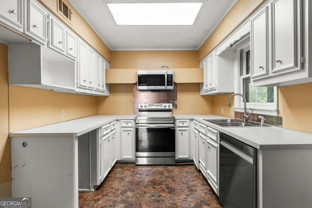 6802 Ellis DR Columbus, GA 31904
