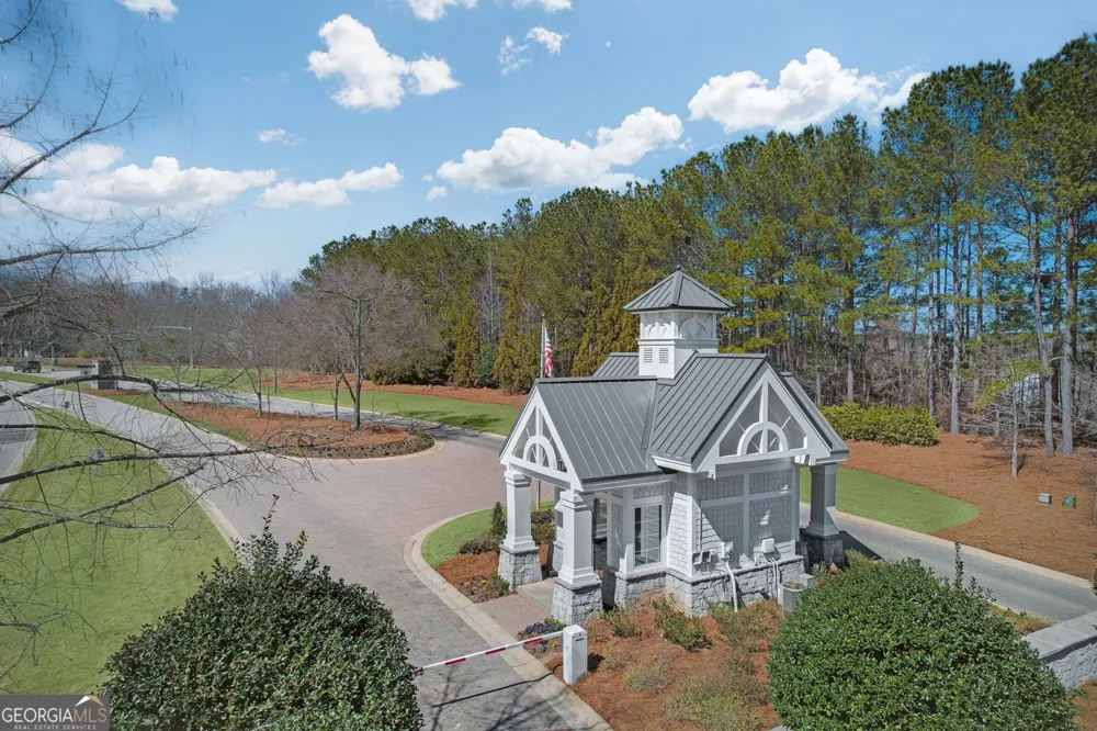100 Etowah DR Griffin, GA 30223