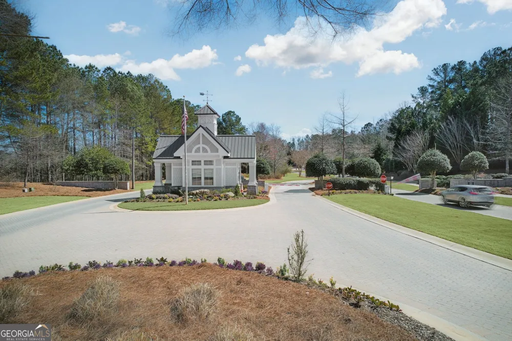 100 Etowah DR Griffin, GA 30223