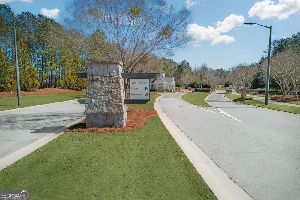 100 Etowah DR Griffin, GA 30223