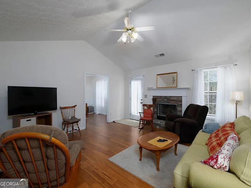 55 Dearing Woods BND Covington, GA 30014