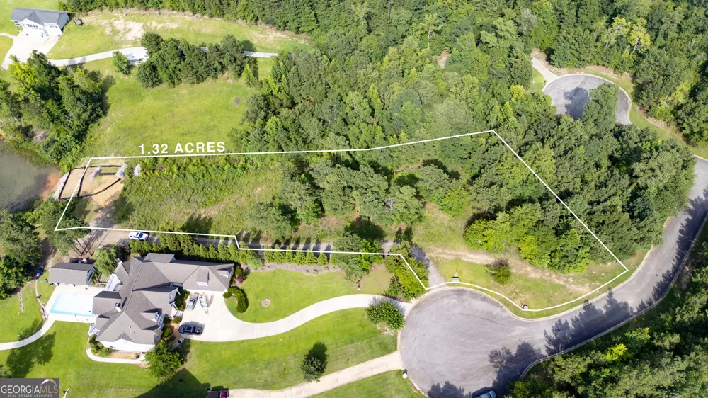 2415 Grand Harbour CT Lizella, GA 31052