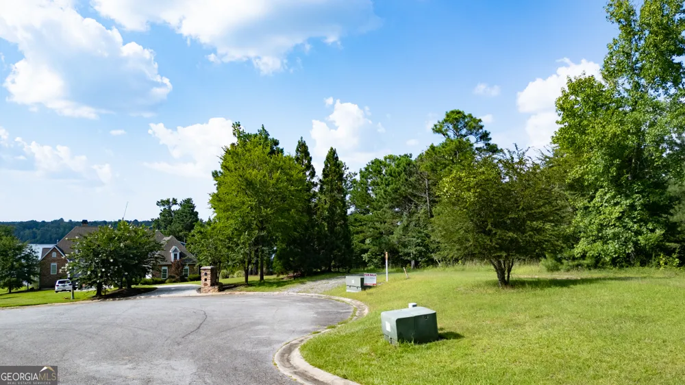 2415 Grand Harbour CT Lizella, GA 31052