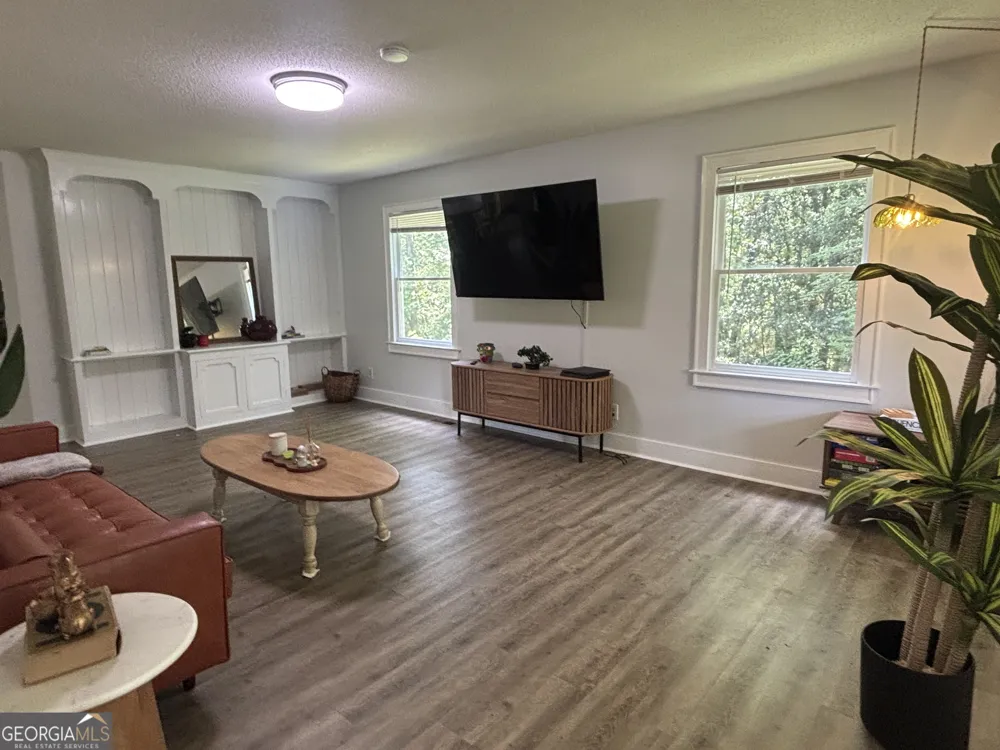 127 Little Rocky Creek RD Danville, GA 31017