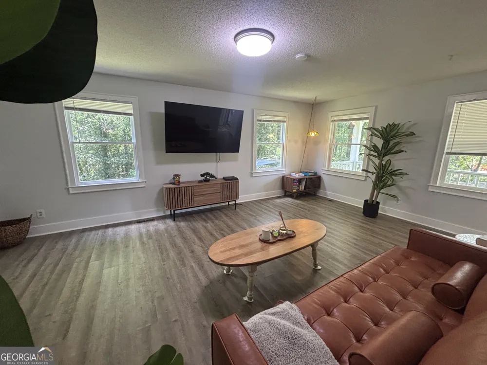 127 Little Rocky Creek RD Danville, GA 31017