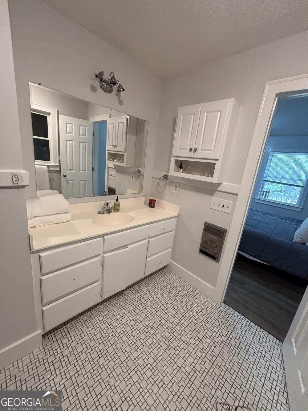 127 Little Rocky Creek RD Danville, GA 31017