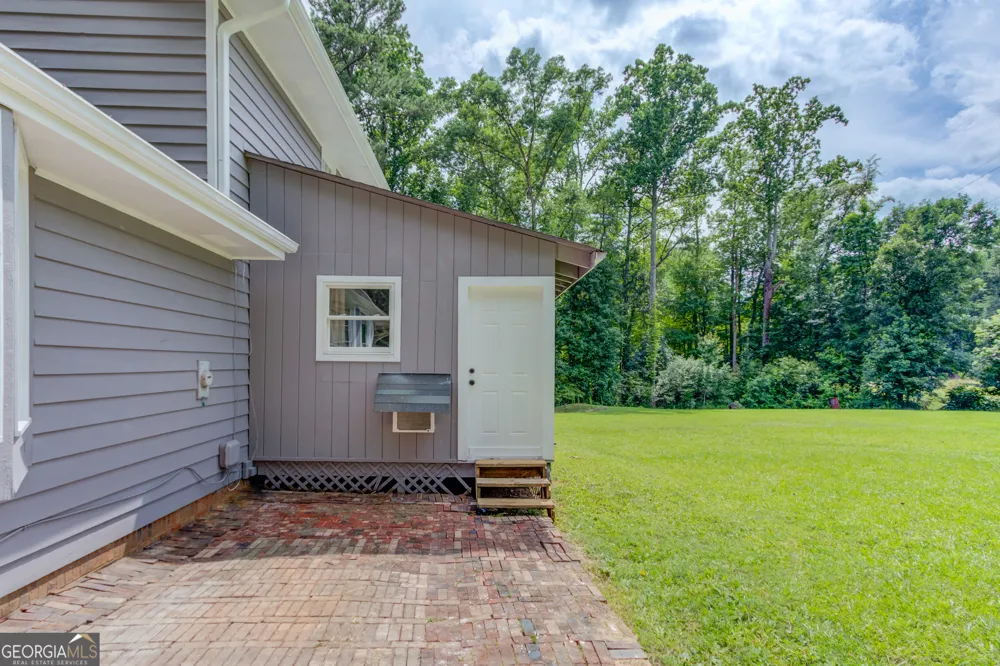 355 Brand RD SW Loganville, GA 30052