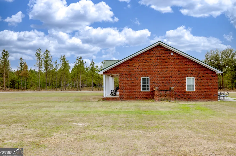 2474 Rushing Boone RD Reidsville, GA 30453