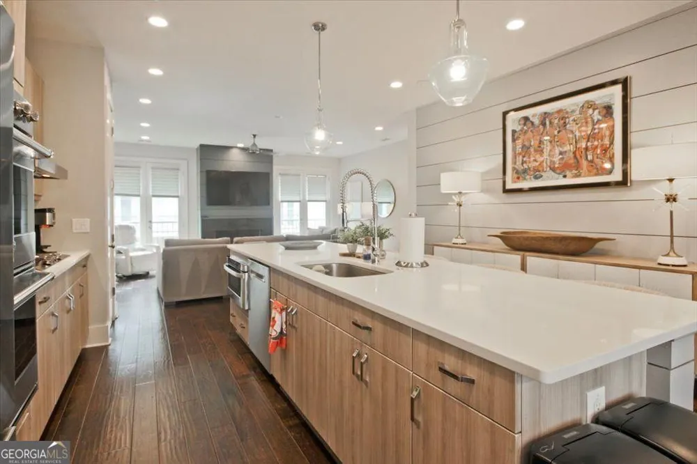 104 Canton WAY Roswell, GA 30075