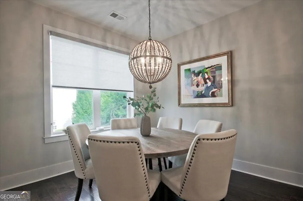 104 Canton WAY Roswell, GA 30075