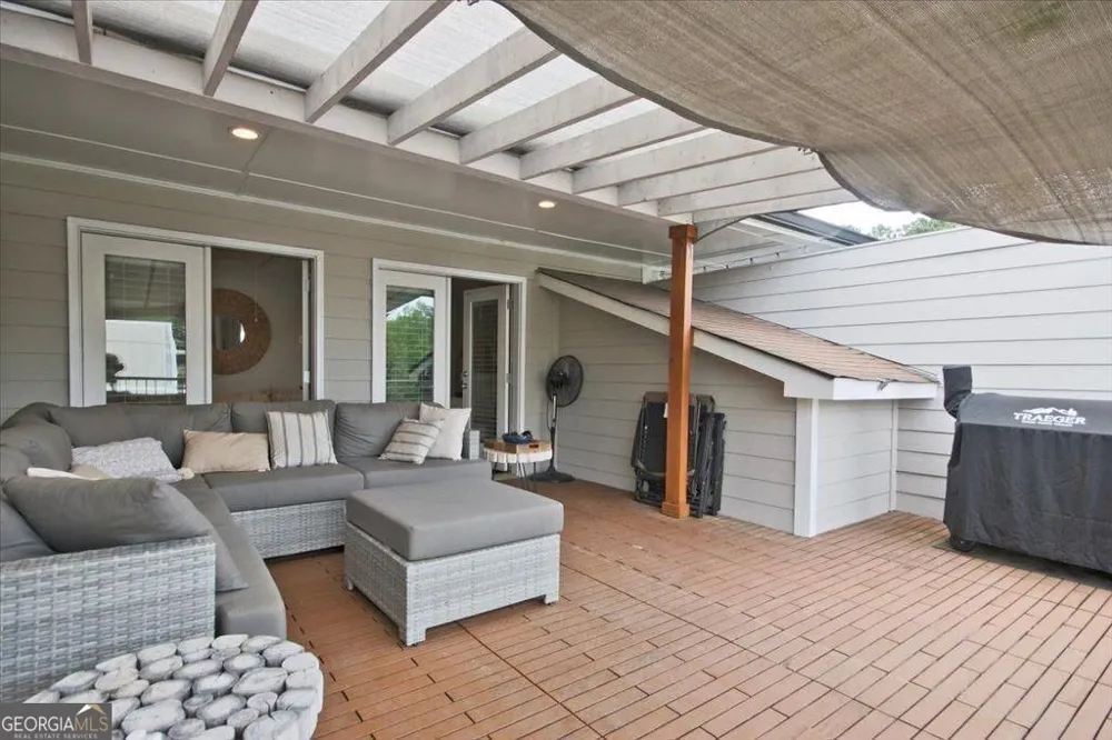 104 Canton WAY Roswell, GA 30075