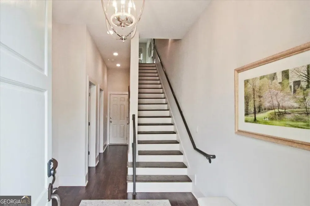 104 Canton WAY Roswell, GA 30075