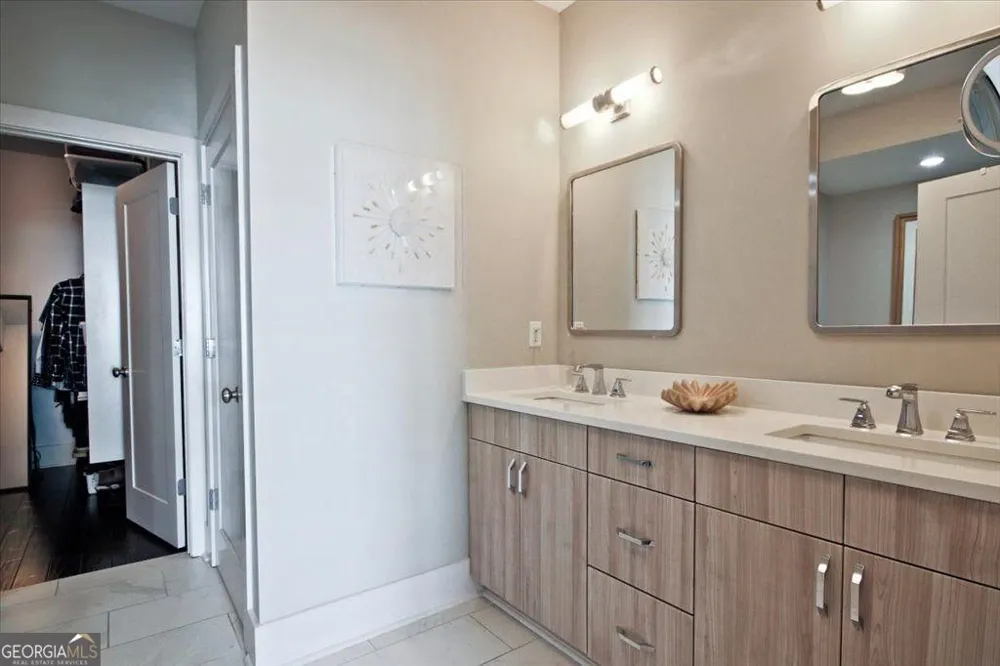104 Canton WAY Roswell, GA 30075