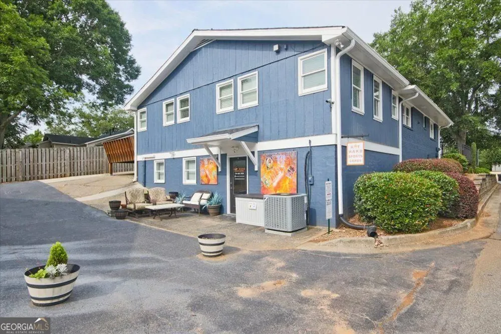 104 Canton WAY Roswell, GA 30075