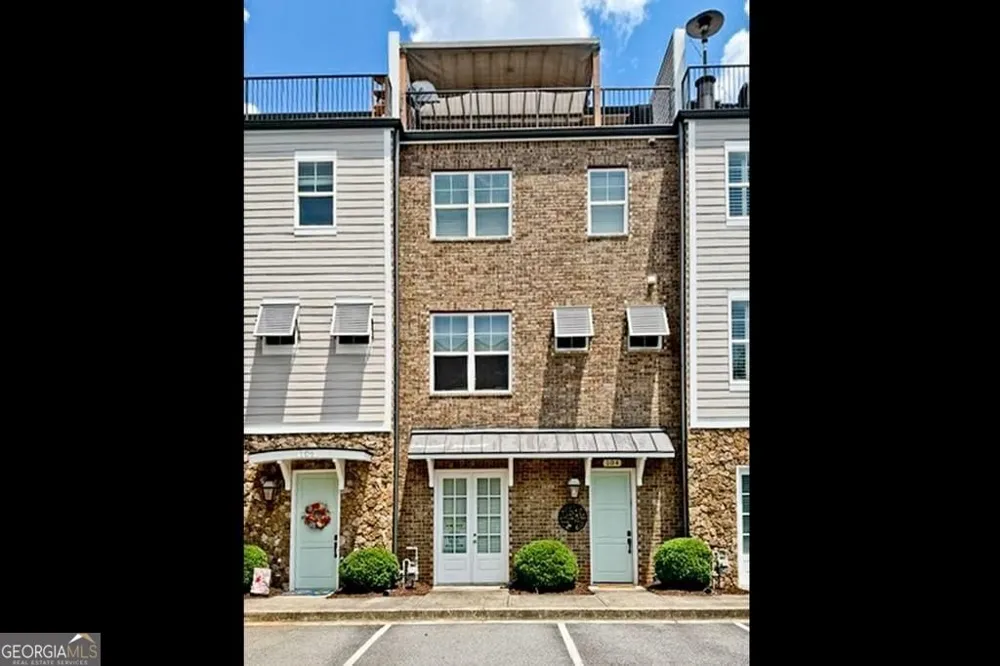 104 Canton WAY Roswell, GA 30075