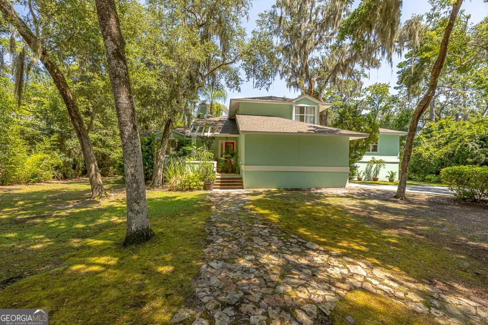 123 Plemmons DR St. Simons, GA 31522