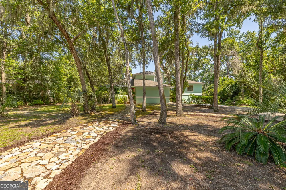 123 Plemmons DR St. Simons, GA 31522