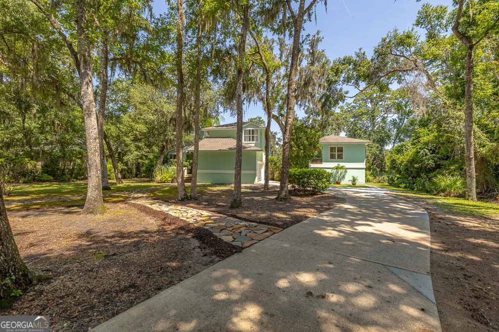 123 Plemmons DR St. Simons, GA 31522