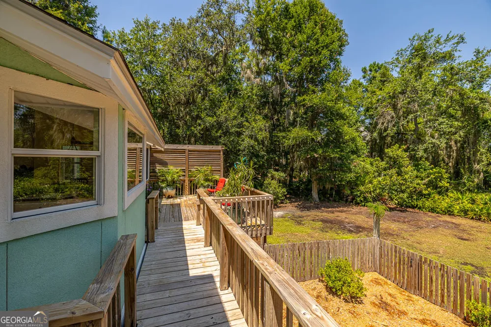 123 Plemmons DR St. Simons, GA 31522