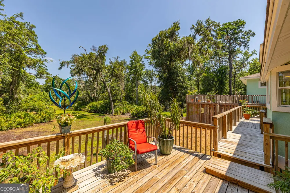 123 Plemmons DR St. Simons, GA 31522