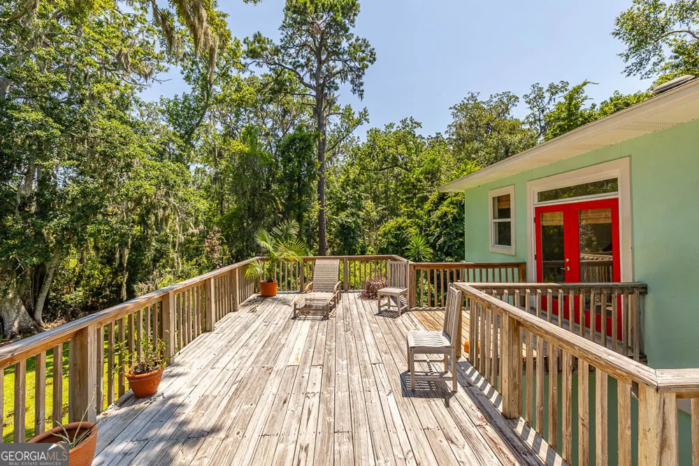 123 Plemmons DR St. Simons, GA 31522