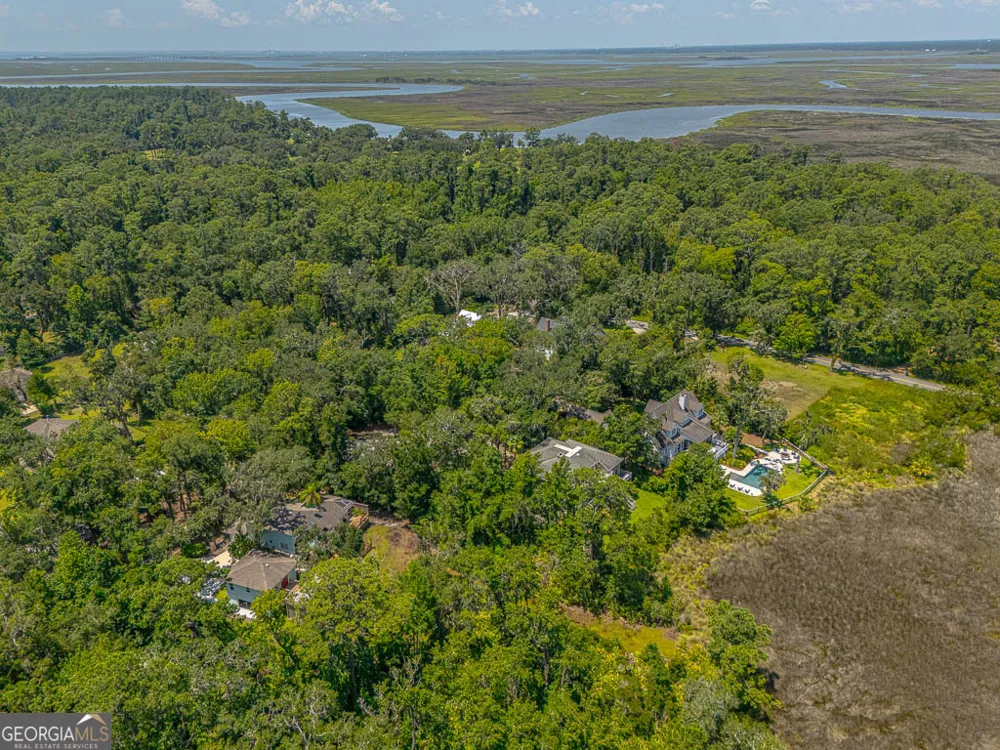 123 Plemmons DR St. Simons, GA 31522