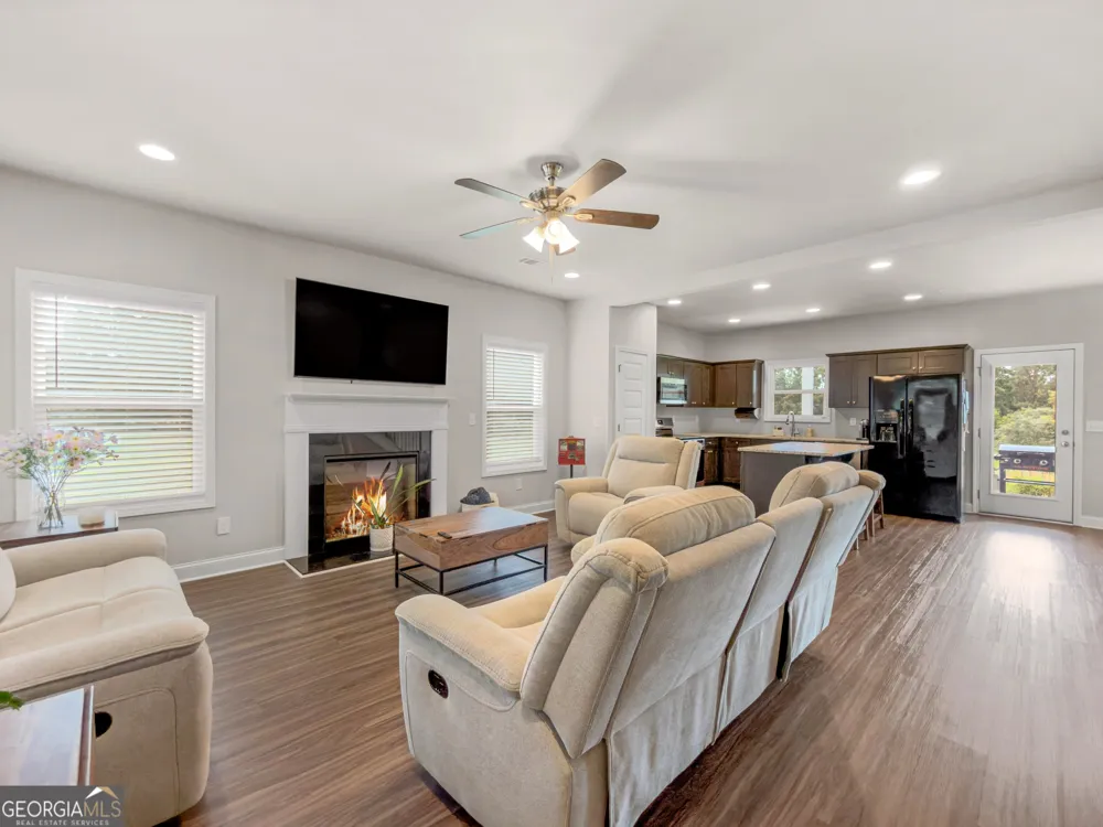 553 Old Union Gin RD Forsyth, GA 31029