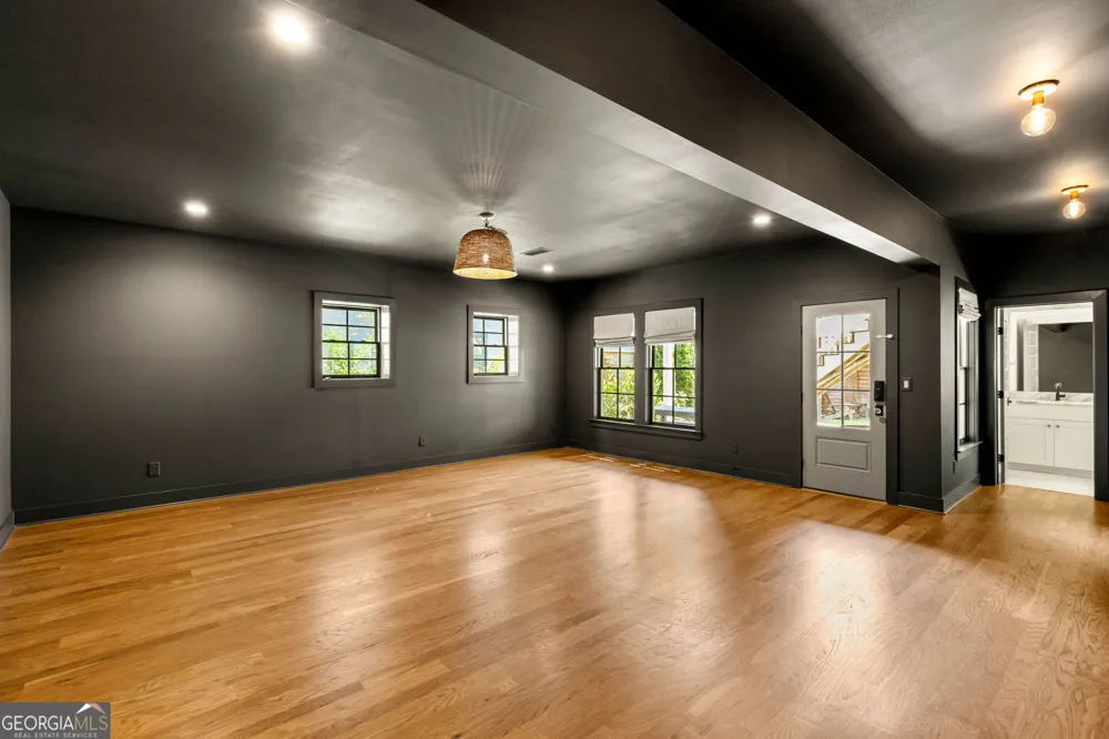 11260 Serenbe LN Chattahoochee Hills, GA 30268