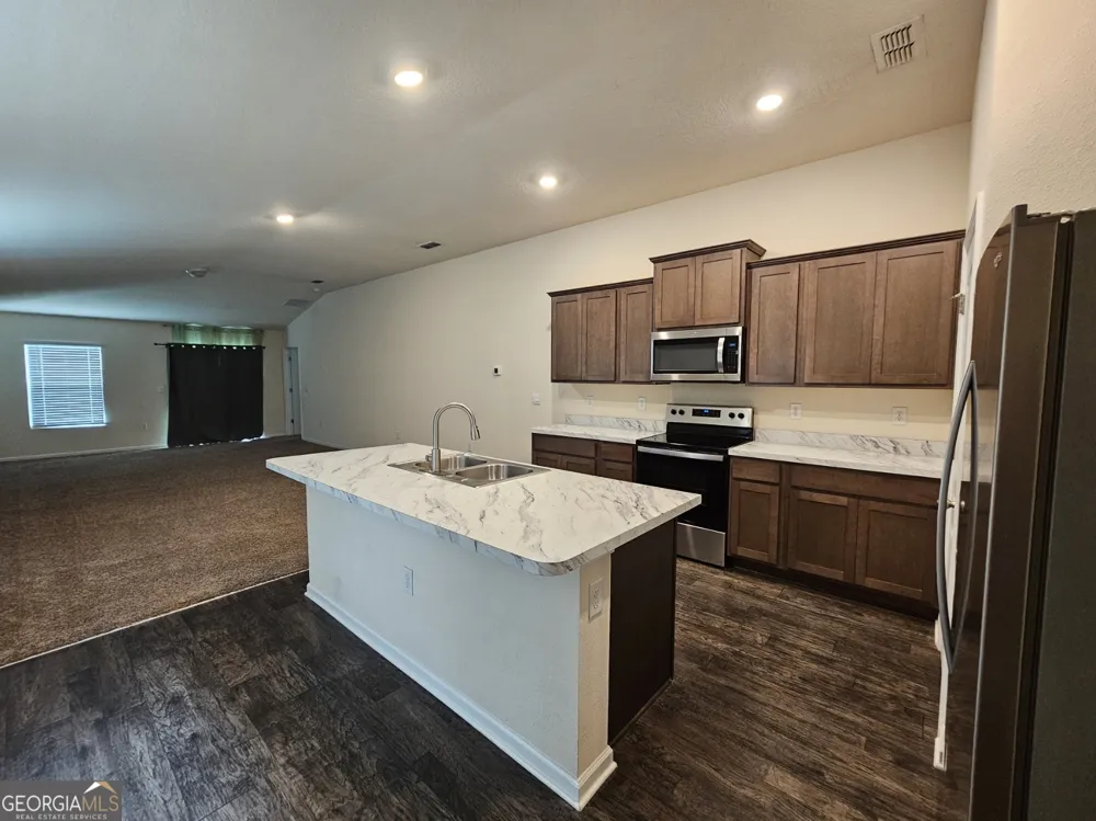137 Teakwood DR St. Marys, GA 31558