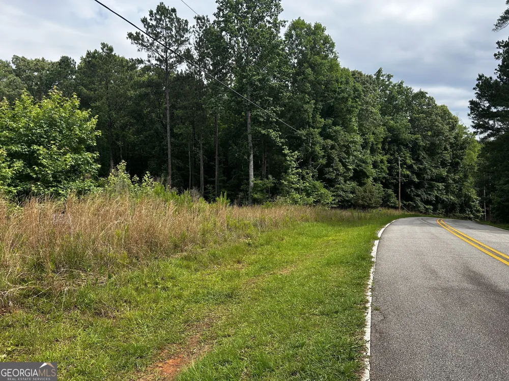 211 Winding River RD Eatonton, GA 31024