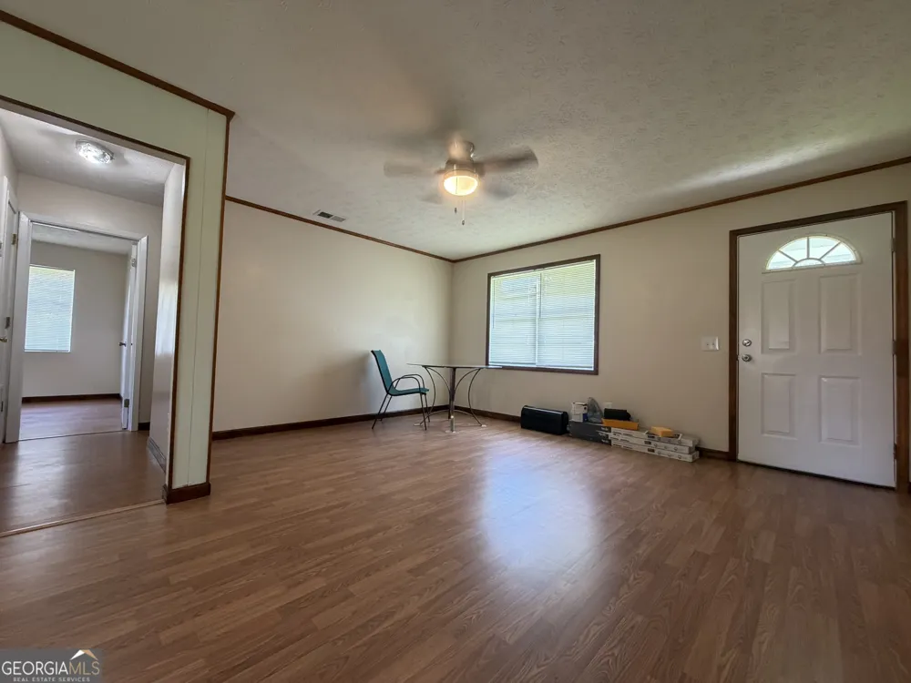 5 Lakeside DR Hazlehurst, GA 31539