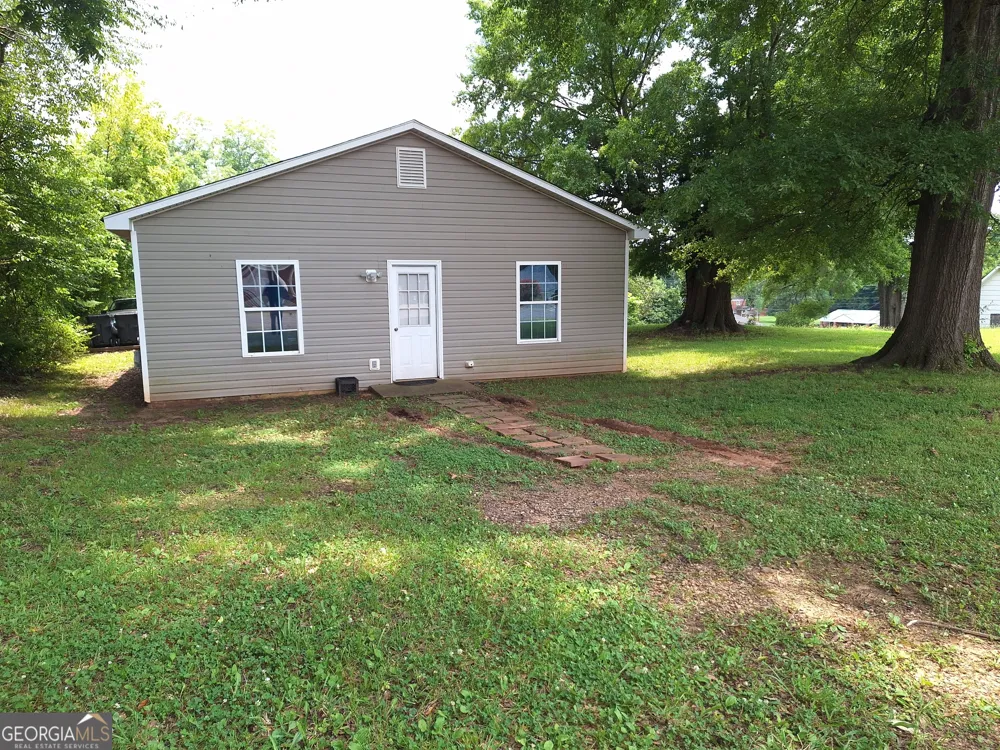 229 Merritts AVE Cedartown, GA 30125