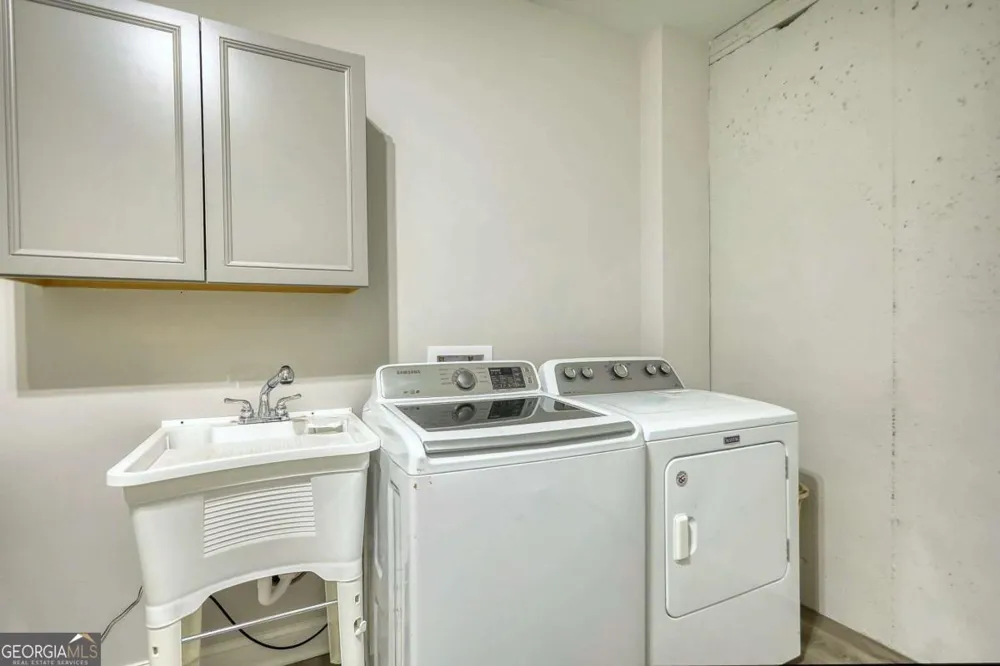 156 Smith ST Clayton, GA 30525