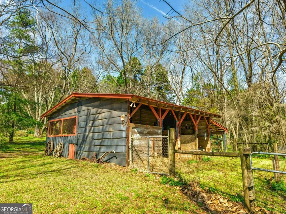 1800 Simonton Bridge RD Watkinsville, GA 30677