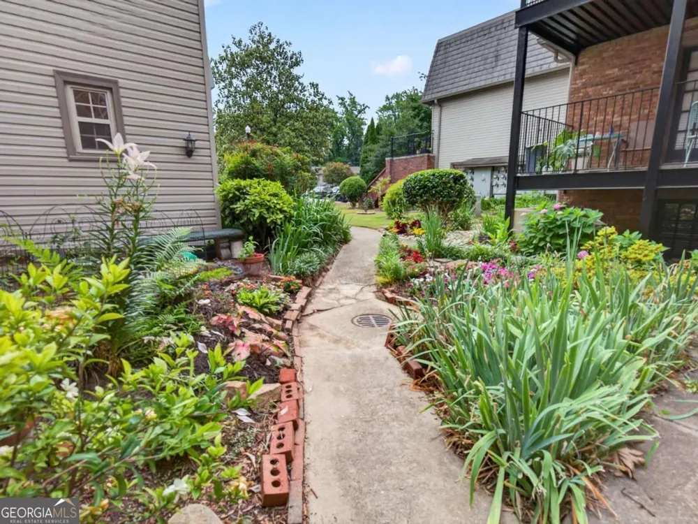 3091 Colonial WAY Atlanta, GA 30341