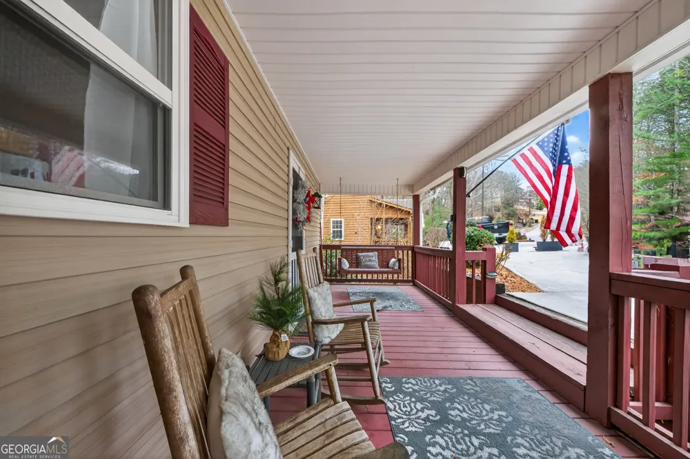 697 Zeppelin Strasse Helen, GA 30545