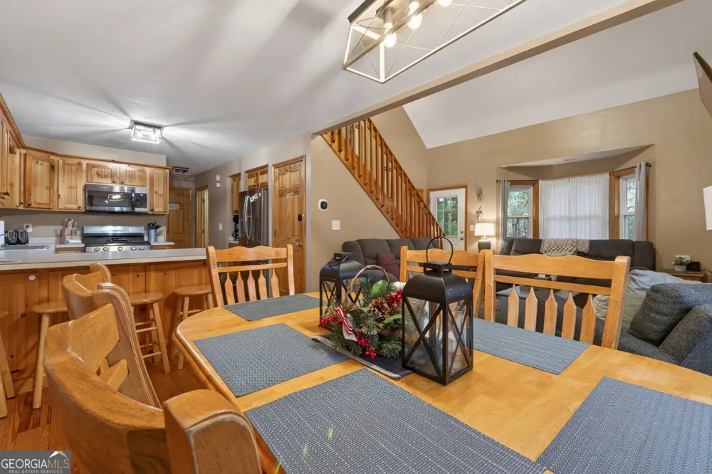697 Zeppelin Strasse Helen, GA 30545