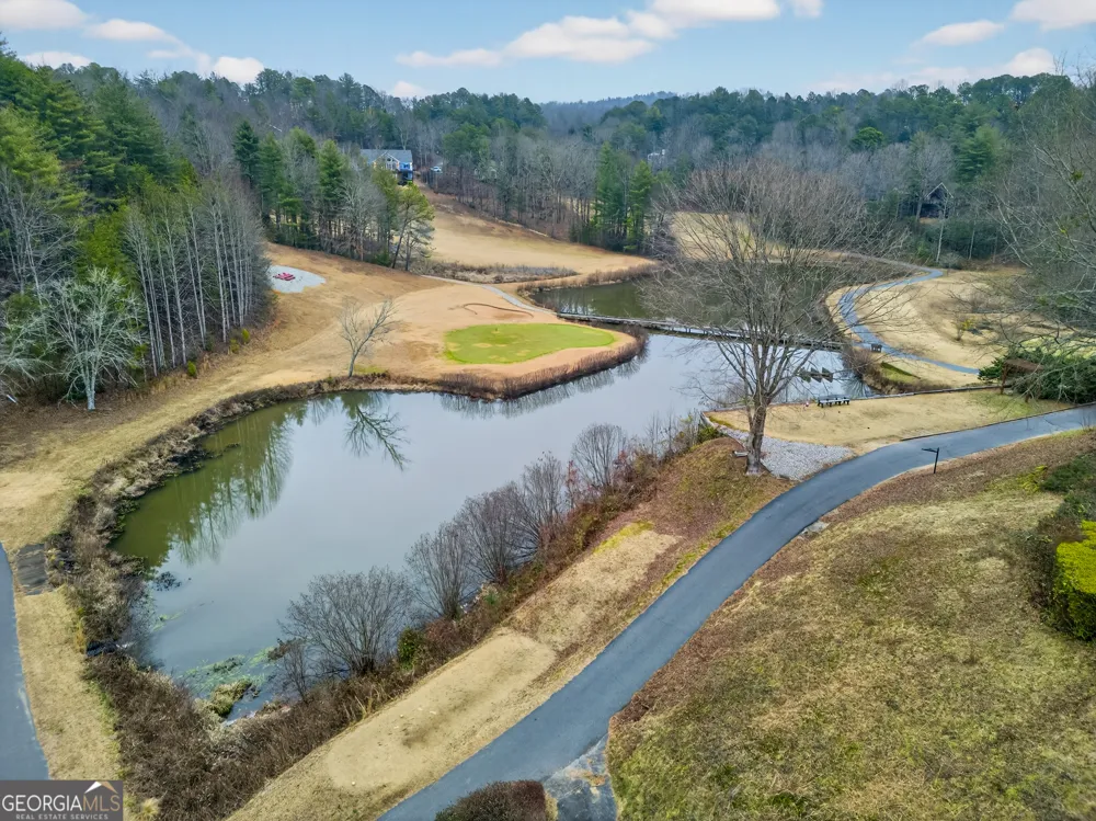 697 Zeppelin Strasse Helen, GA 30545