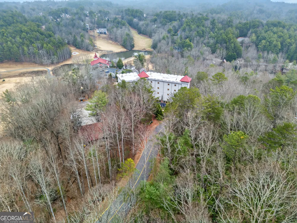 697 Zeppelin Strasse Helen, GA 30545