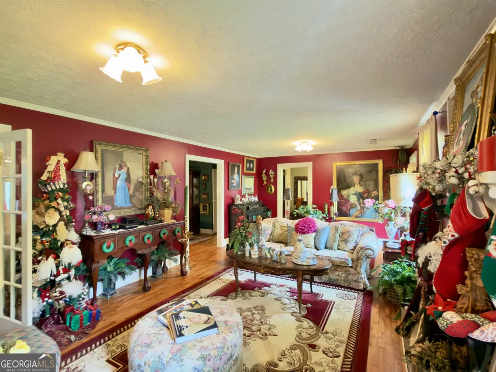 5627 Cave Spring RD SW Cave Spring, GA 30124