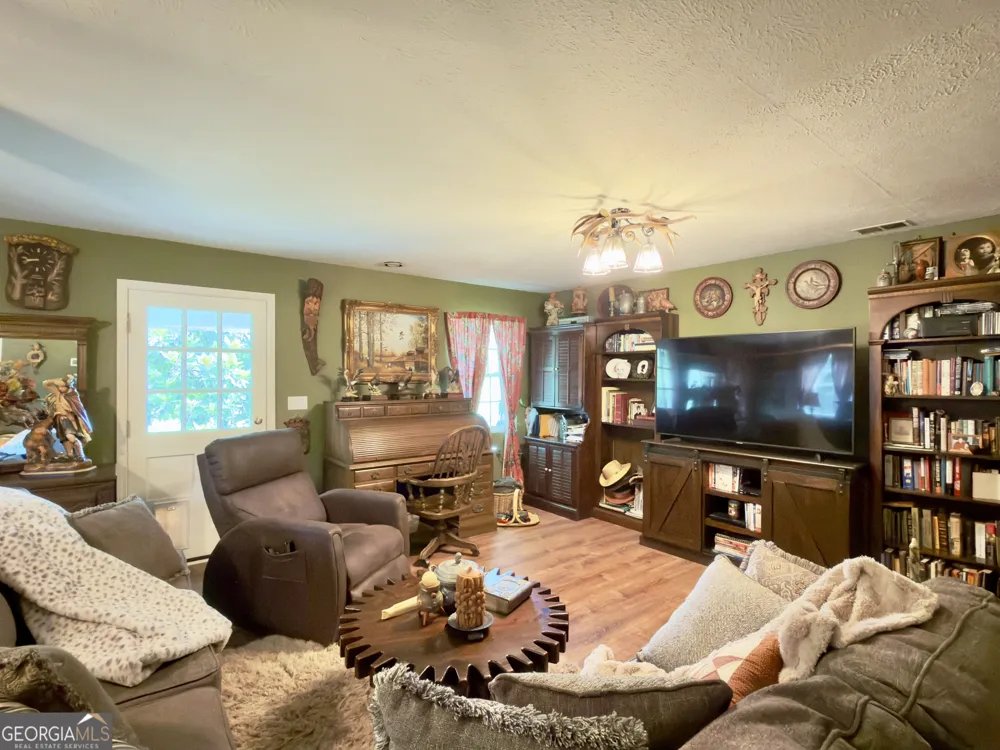 5627 Cave Spring RD SW Cave Spring, GA 30124