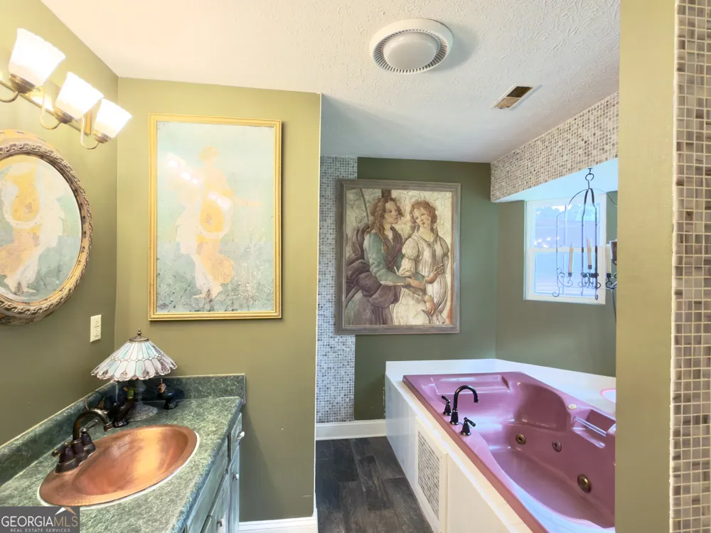 5627 Cave Spring RD SW Cave Spring, GA 30124