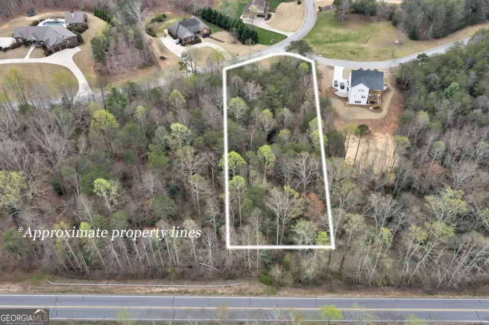 240 Woodmont DR Cornelia, GA 30531