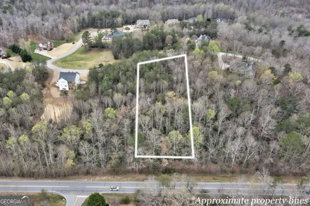 450 Beachwood DR Cornelia, GA 30531